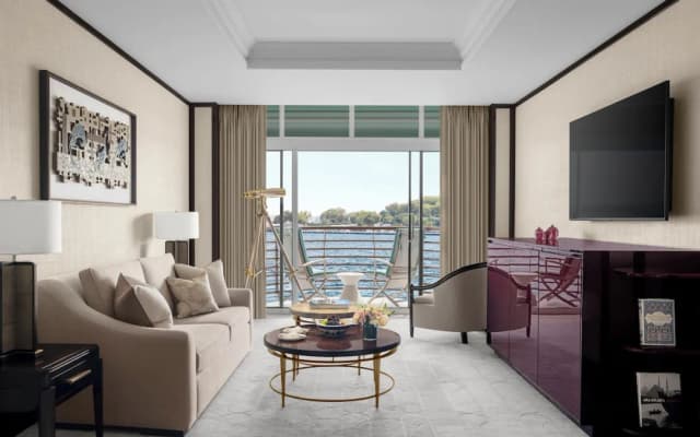 The Peninsula Istanbul-Superior Bosphorus Suite, 2 Double Beds-3