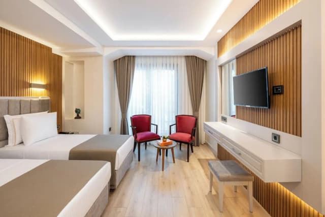 卡瑞娜金飯店及餐廳-高級雙人或雙床房-6