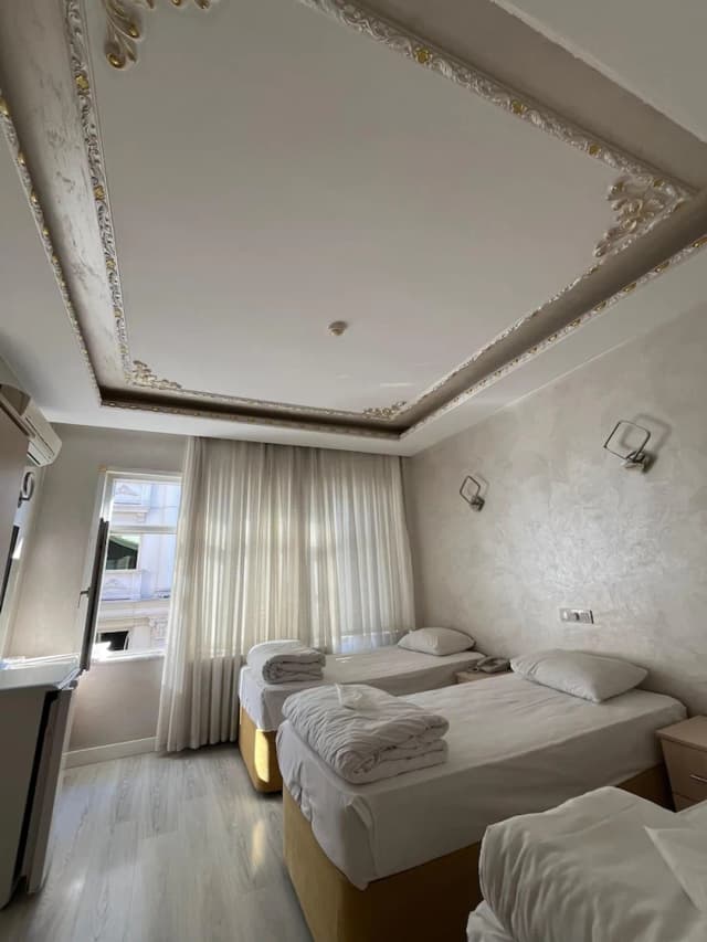 아딜 코낙 호텔-Triple Room-7