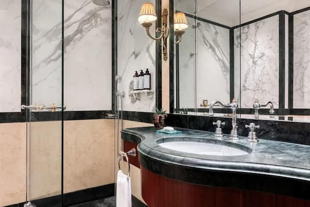 ホテル グランデ ブレターニュ、ア ラグジュリー コレクション ホテル、アテネ-デラックス ルーム シングルベッド 2 台 シティビュー-5