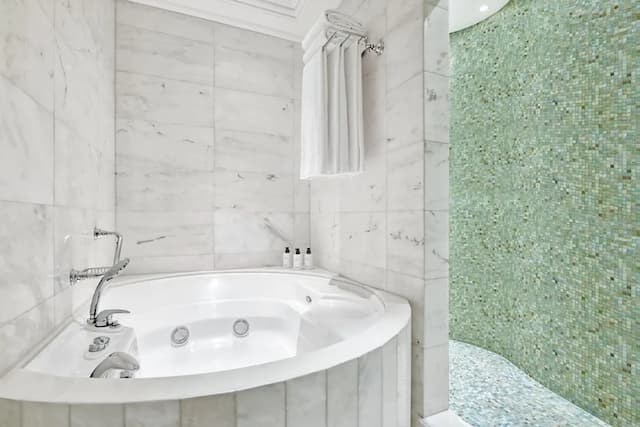 ホテル グランデ ブレターニュ、ア ラグジュリー コレクション ホテル、アテネ-スイート 2 ベッドルーム (View)-12