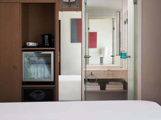 ノボテル アテネ-スタンダード ダブルルーム ダブルベッド 1 台-9