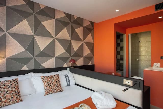 カジュアル クビック アテネ ホテル-ダブルまたはツインルーム シティビュー-9