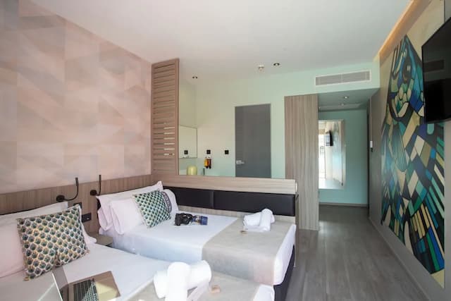 カジュアル クビック アテネ ホテル-ダブルまたはツインルーム バルコニー シティビュー-13