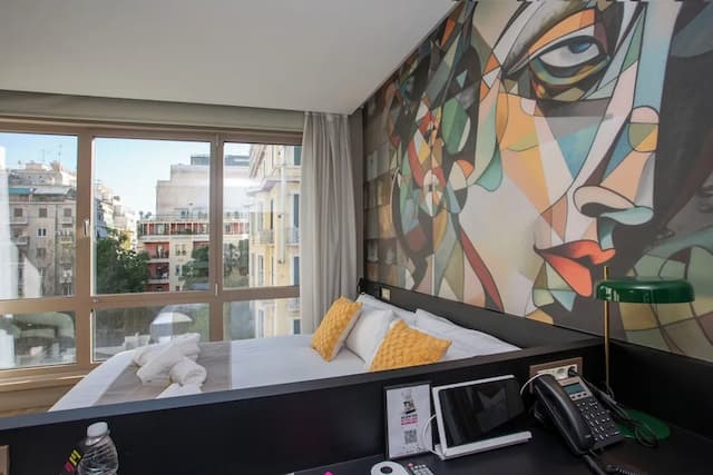 カジュアル クビック アテネ ホテル-スーペリア ルーム シティビュー (Large King Room)-1