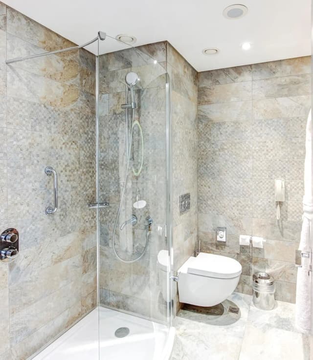 ダブルツリー バイ ヒルトン ホテル イスタンブル - ピヤレパーサ-スタンダード ツインルーム シングルベッド 2 台-9