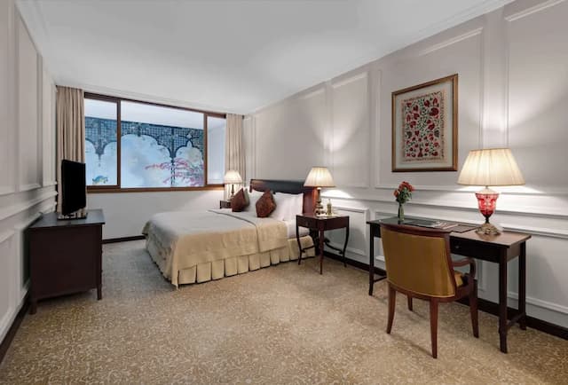 Ciragan Palace Kempinski-Harem Suite-2