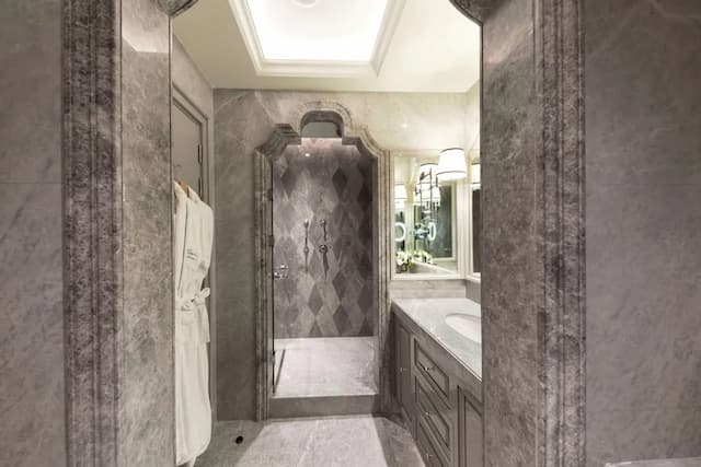 Ciragan Palace Kempinski-Bosphorus Executive Suite-6