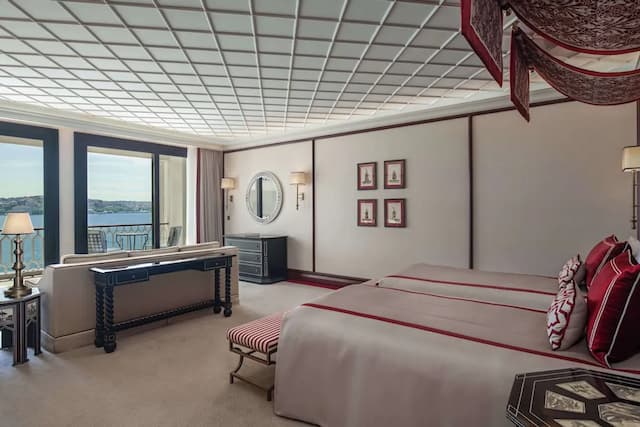 Ciragan Palace Kempinski-Deluxe Ciragan Bosphorus View Twin Room-1