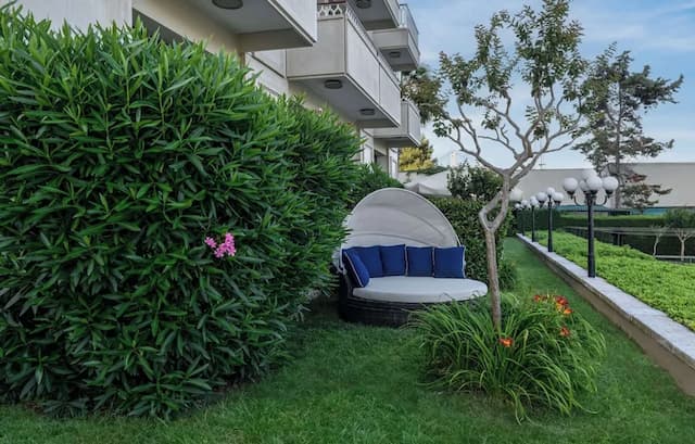 Ciragan Palace Kempinski-Room (Lilium Garden)-2