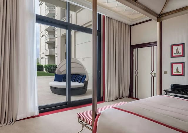 Ciragan Palace Kempinski-Deluxe Garden Suite-4