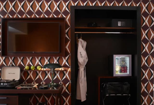 Brown Acropol, a member of Brown Hotels-Deluxe King or Twin Room with Balcony-4