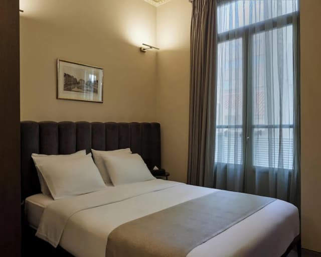 Athens 1890 Hotel & Spa-Classic Athenian Room-2