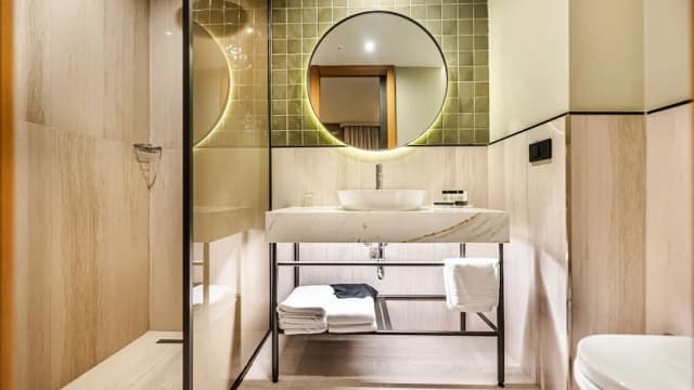 拉馬丁酒店-高級雙人房-4