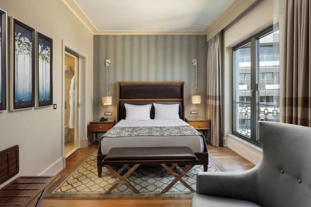 Titanic City Taksim-Deluxe Double Room-3
