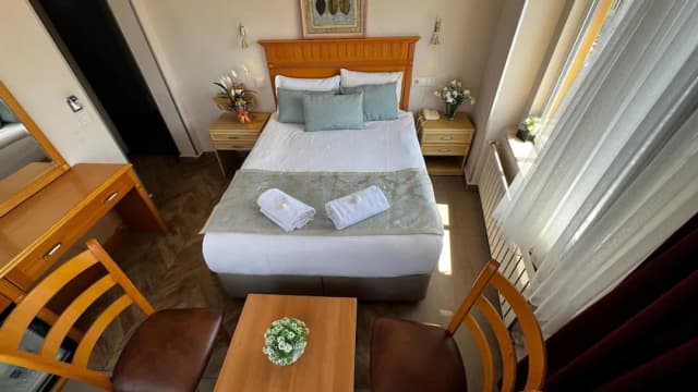 公園之星酒店 塔克西姆-標準雙人房-1