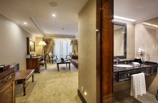 オットマンズ ライフ ホテル デラックス-シニア スイート-6