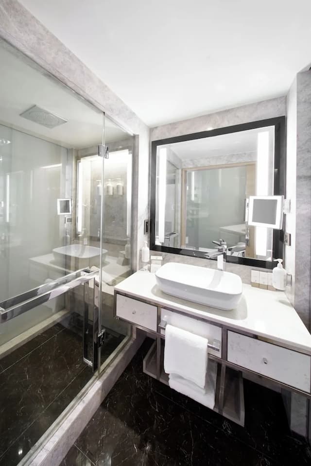 ザ マルマラ タクシム-Deluxe Room Bosphorus view-5