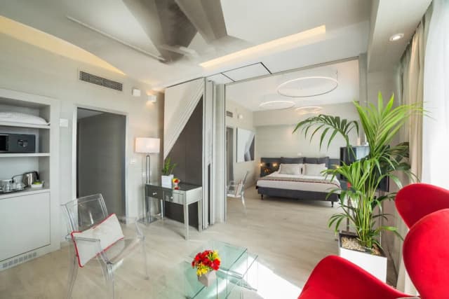 セント ジョージ リカベタス ライフスタイル ホテル-Deluxe Suite with Corner Balcony and Lycabettus Hill View-2