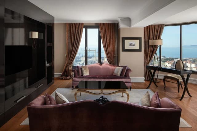 Istanbul Marriott Hotel Pendik-Suite, 2 Queen Beds (View)-6