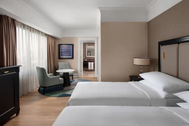 Istanbul Marriott Hotel Pendik-Deluxe Room, 2 Twin Beds, City View-1