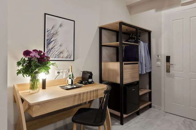 Trendy Hotel by Athens Prime Hotels-Family Room (Lower Ground Floor)-14