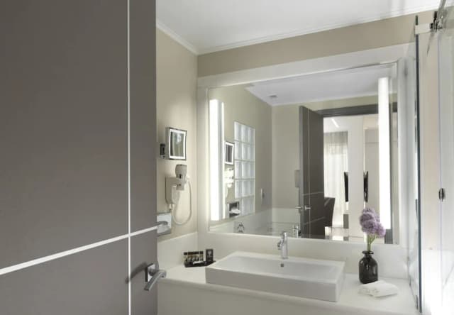 假日套房飯店-家庭客房-14