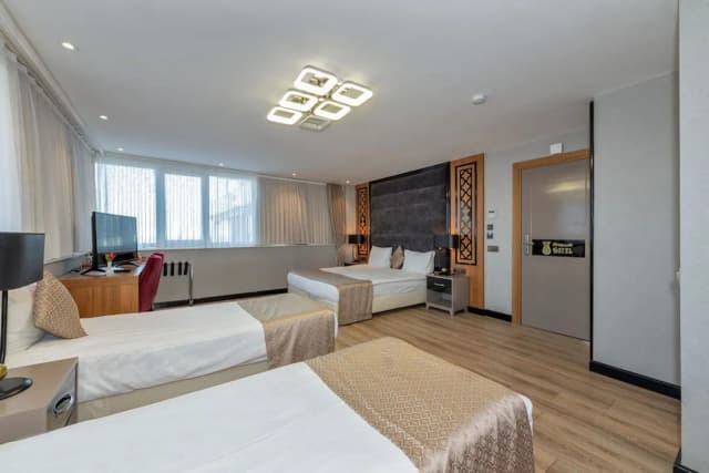 Aristocrat Hotel-家庭房, 海景-1