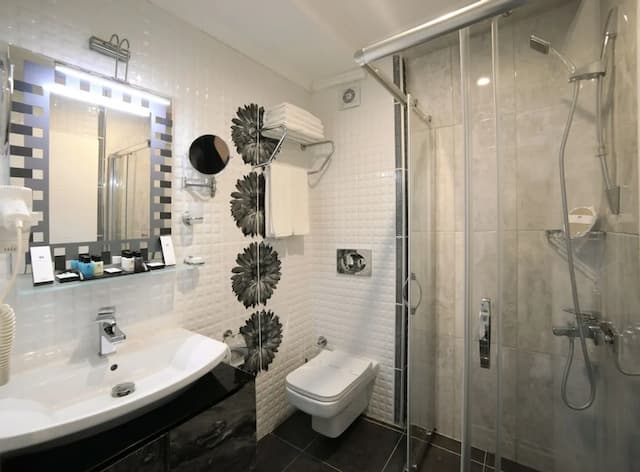 Skalion 酒店-標準三人房-8