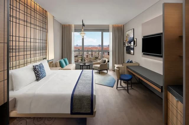 JW Marriott Hotel Istanbul Marmara Sea-华丽客房, 1 张特大床和 1 张沙发床, 城市景观-1