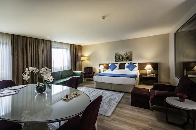 ロックス ホテル-King Suit-1