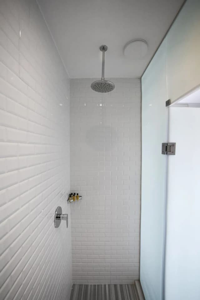 ワビ ホステルズ-Standard Twin Room with Private Bathroom and Shared WC-3