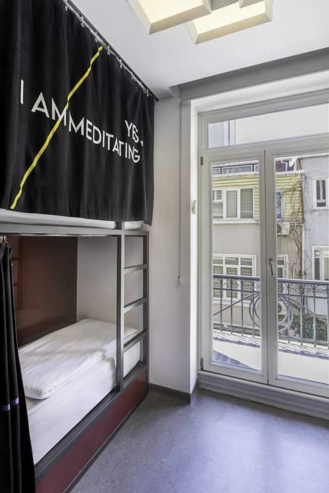 ワビ ホステルズ-Bed in 4-Bed Dormitory Room with Shared Bathroom-5