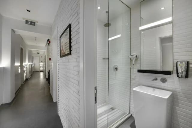 ワビ ホステルズ-Bed in 4-Bed Dormitory Room with Shared Bathroom-7