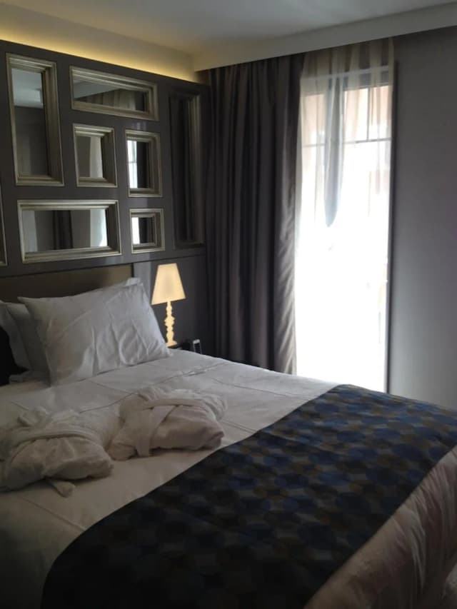 Hotel La Villa-Club Room, Multiple Beds-4