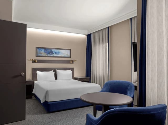 그랜드 세바히르 호텔 & 컨벤션 센터-Executive Suite Room-4