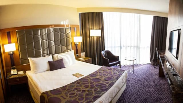 Uranus Istanbul Topkapı-Panoramic Corner Room-5