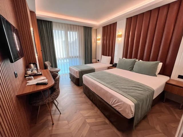 ギュムシュ宮殿ホテル-デラックス トリプルルーム-6