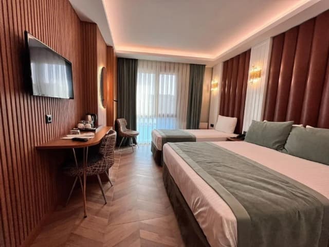 ギュムシュ宮殿ホテル-デラックス トリプルルーム-3