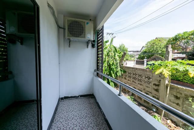 Deeden Pattaya Resort-Superior Double Room-12