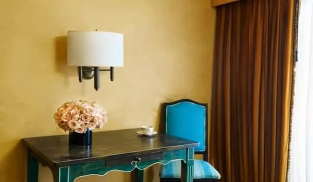 プティ エルミタージュ-Top Floor Demi Suite-3