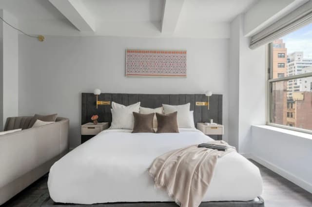 17John-Executive Suite, 1 King Bed with Sofa bed, Kitchen-3