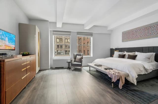 17John-Presidential Suite, 1 King Bed with Sofa bed, Kitchen-9