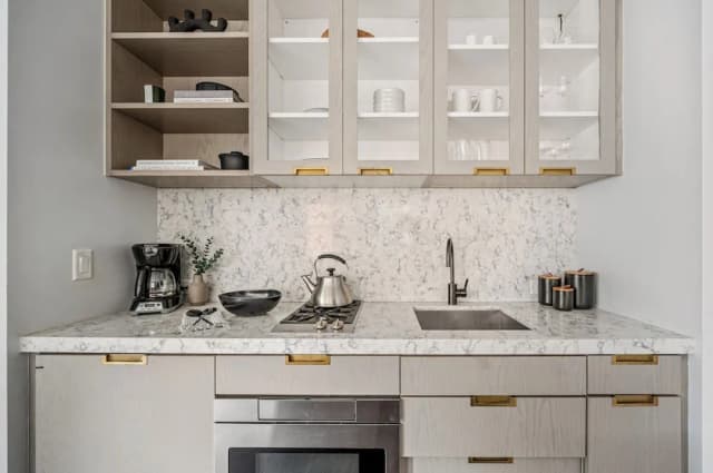 17John-Presidential Suite, 1 King Bed with Sofa bed, Kitchen-18