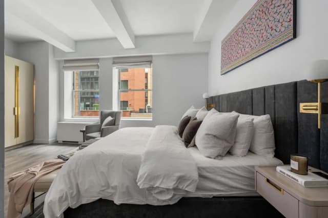 17John-Presidential Suite, 1 King Bed with Sofa bed, Kitchen-8