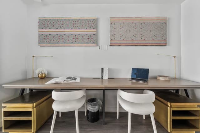 17John-Presidential Suite, 1 King Bed with Sofa bed, Kitchen-23