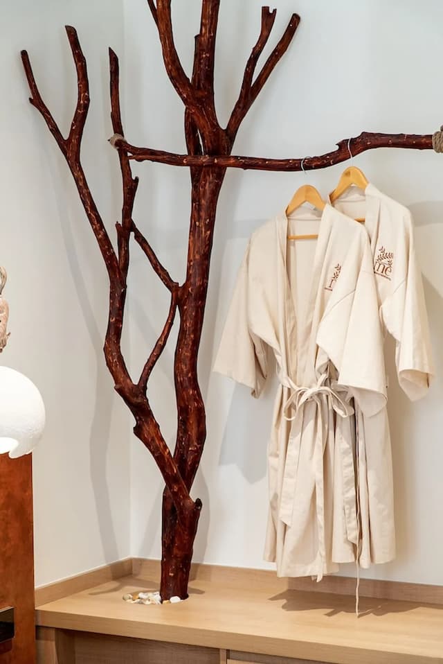 ミー サイゴン ブティック ホテル-ラグジュアリー ダブルルーム バルコニー-3