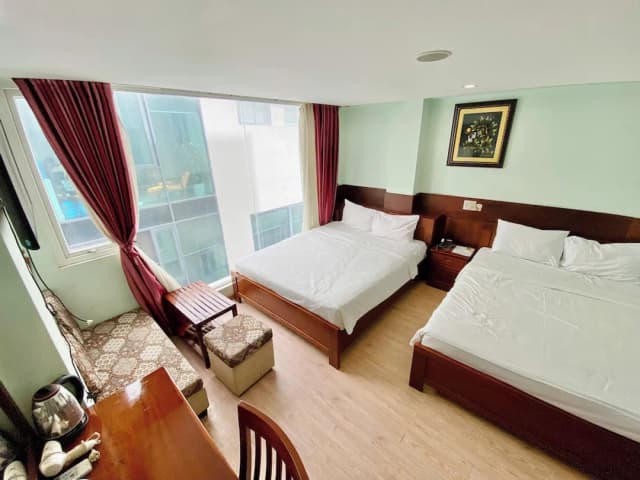 Art Deluxe Hotel-Family Quadruple Room-3