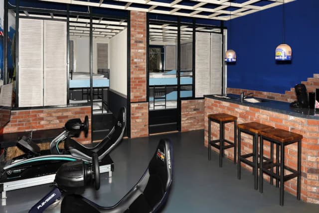 Amsterdam Teleport Hotel-设计开间套房-3