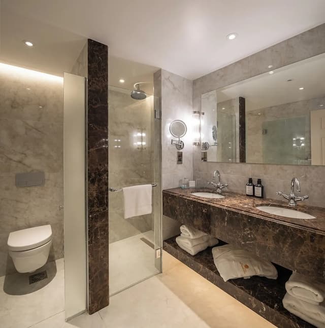 더 레오나드 호텔-Superior Classic Double-4